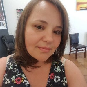 Meet your Posher, Roseli